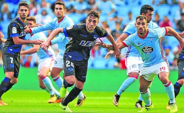 Munir, en primer término, tiene grandes opciones para salir en el once titular ante el Villarreal.