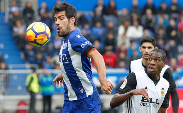 Manu García, en el encuentro frente el Valencia. /Blanca Castillo