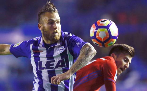Katai, en un partido frente a Osasuna, el pasado abril. /Jesús Andrade