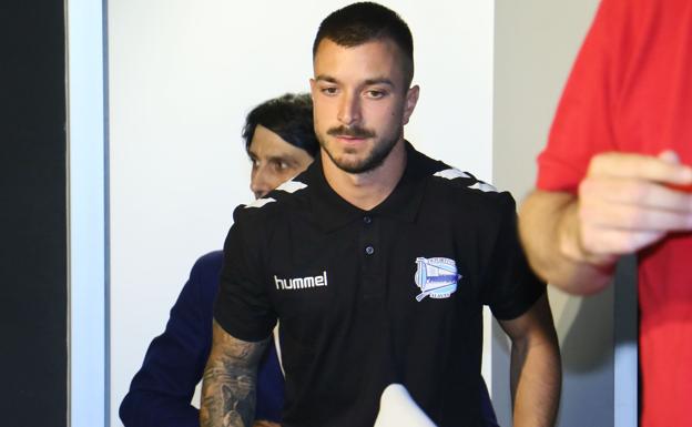 Héctor Hernández ha admitido que vuelve a sentirse futbolista de nuevo. /Jesús Andrade