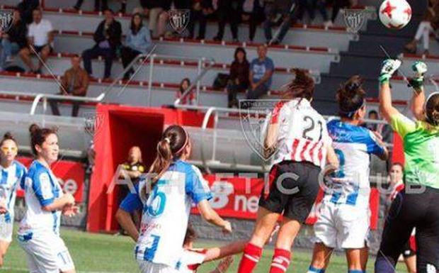 La victoria permite a las rojiblancas continuar en la parte alta de la clasificación.