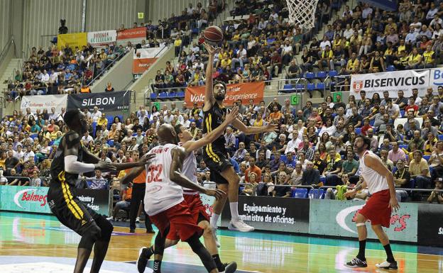 El Bilbao Basket cae en Tenerife