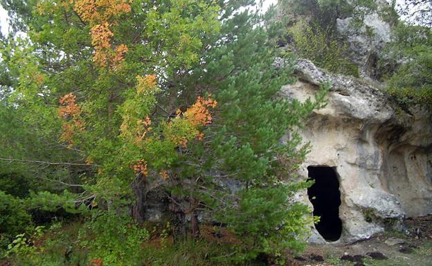 Una de las cuevas de Corro.