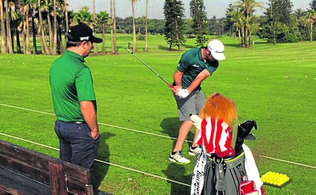 Repaso general. Durante dos días, Celles y Rahm han trabajado todos los aspectos del juego del de Barrika y el resultado ha sido altamente satisfactorio.