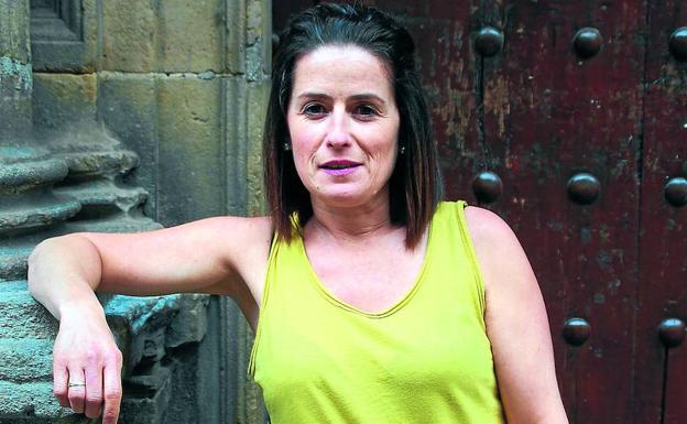 La ermuarra Ana Cascán siempre se sintió atraída por las manualidades.