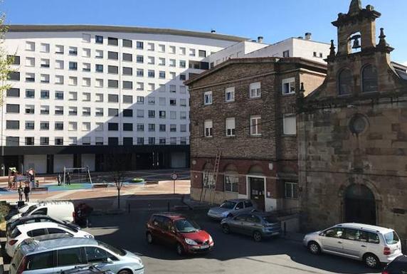 La crisis y la burbuja inmobiliaria dejaron a medias la obra.