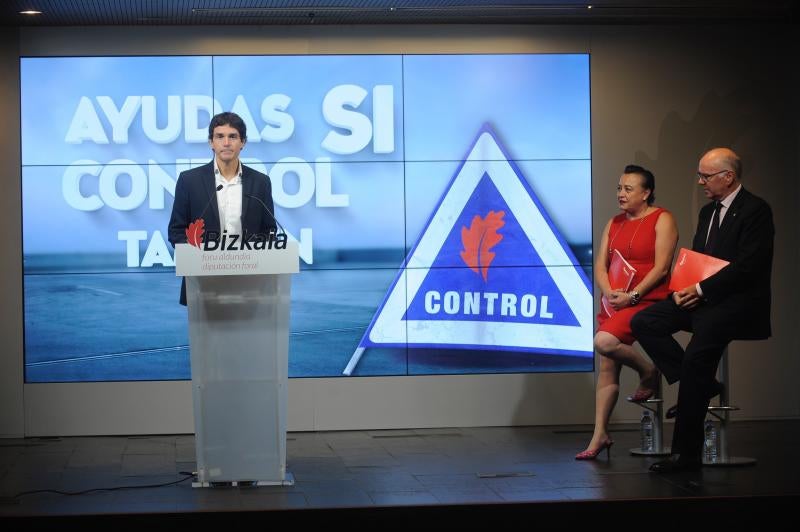 El diputado general, Unai Rementeria, en la presentación del plan.