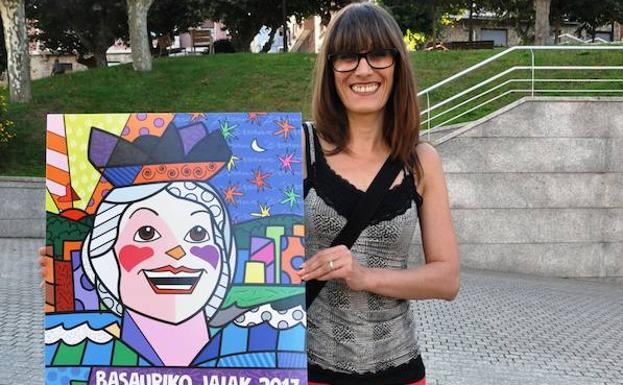 Arana muestra su obra.
