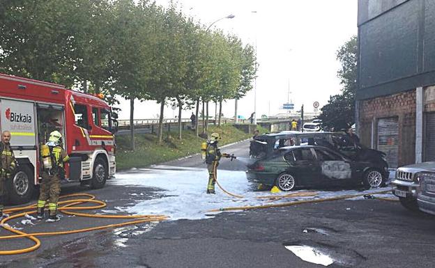 Los bomberos han sofocado las llamas.