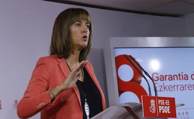 Idoia Mendia, en rueda de prensa, esta mañana. /Manu Cecilio