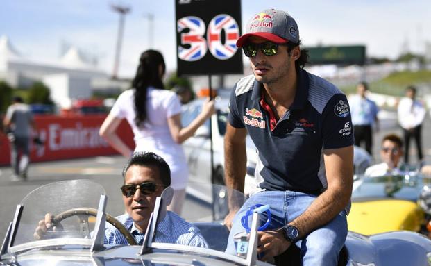 Carlos Sainz trabaja con Renault desde este lunes. /Afp