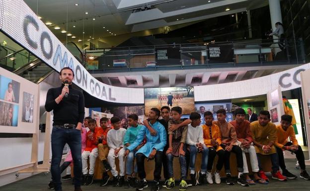 Juan Mata, durante la presentación de la exposición. /Elvira González / SFW