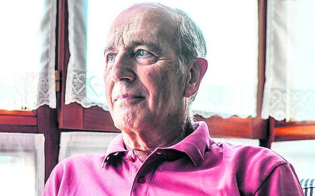 Superviviente. Francisco Javier reconoce su suerte.