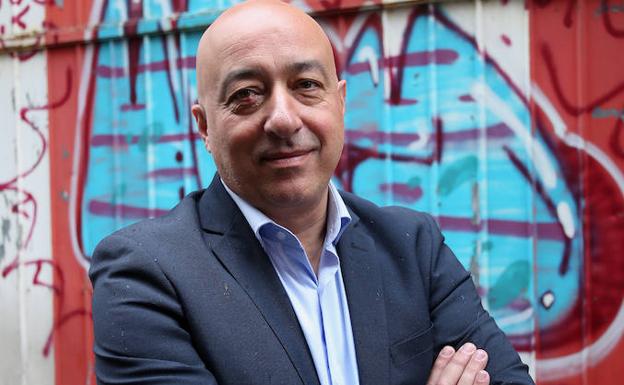 El policía Ricardo González, ayer en Bilbao./JORDI ALEMANY