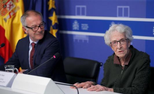 El ministro José Guirao e Ida Vitale EFE