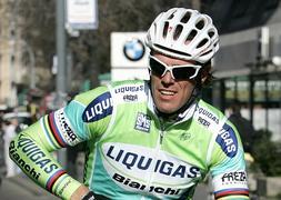 Cipollini, a la salida de la Milan-San Remo de 2005. / Filippo Monteforte (Afp)/