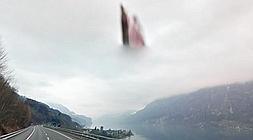 La extraña imagen captada en una autopista suiza. /Google/