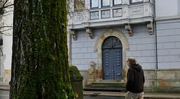 Fachada de la casa Etxe Zuria, en Durango./ E.C./