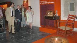 Javier García Turza, Luis Alegre y María Teresa Sánchez Trujillano, ayer, en la inauguración. / F. D./