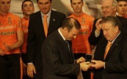 Madariaga, con Ibarretxe./