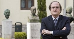 Gabilondo ha desarrollado toda su vida profesional en la Universidad Autónoma de Madrid. / ROBERTO RUIZ/