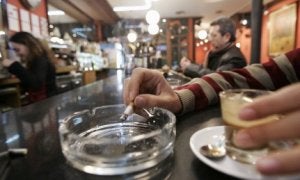 La principal preocupación de los hosteleros es quién deberá hacer cumplir la normativa. ::
SERGIO ESPINOSA/