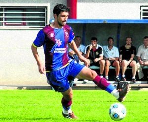 Sergio Abad llega tras haber jugado en el Levante B. ::
EL CORREO/