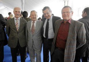 Valentín Achótegui, Pedro Aurtenetxe, Juan Mari Sáenz de Buruaga y Santi Zumaran./