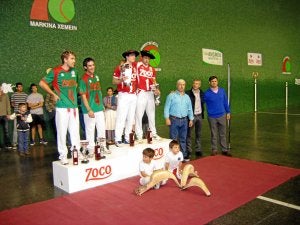 Entrega de premios de las finales de cesta punta. ::
F. B. P./