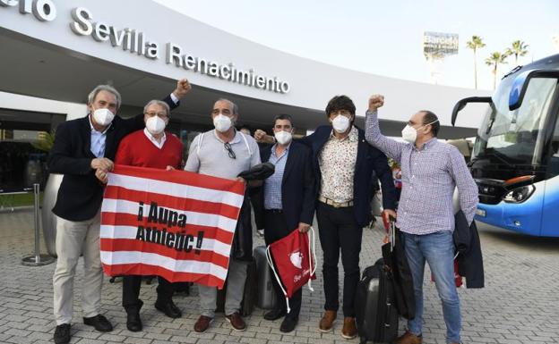 Varios exjugadores han viajado a Sevilla./LUIS ÁNGEL GÓMEZ