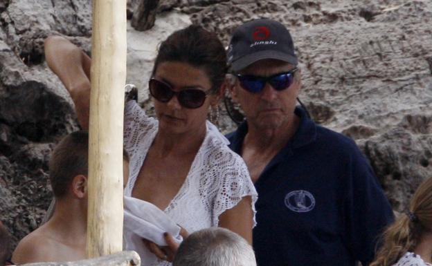 Zeta-Jones y Douglas en Mallorca /EP