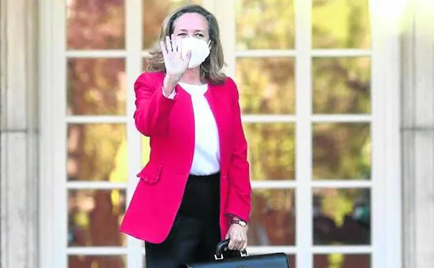 La vicepresidenta Nadia Calviño, a las puertas de La Moncloa. /EP
