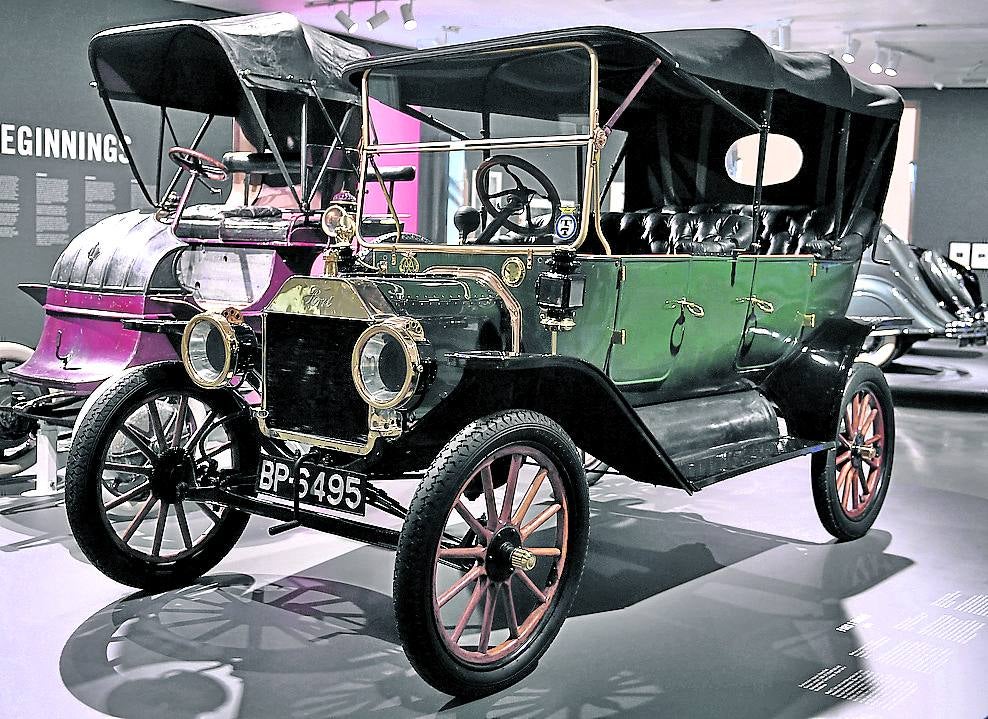 ford-t-tourer.jpg
