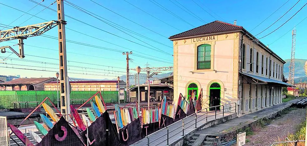 They plan to turn Lutxana Train Station into a tourist space