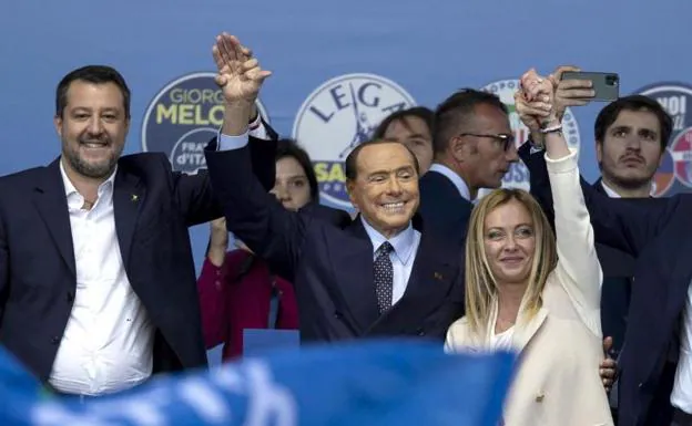 Matteo Salvini, Silvio Berlusconi and Giorgia Meloni, favoritos a ganar este domingo. 