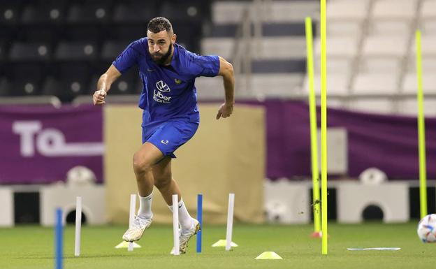 Benzema, during a training session in Doha prior to his goodbye to the World Cup in Qatar. 